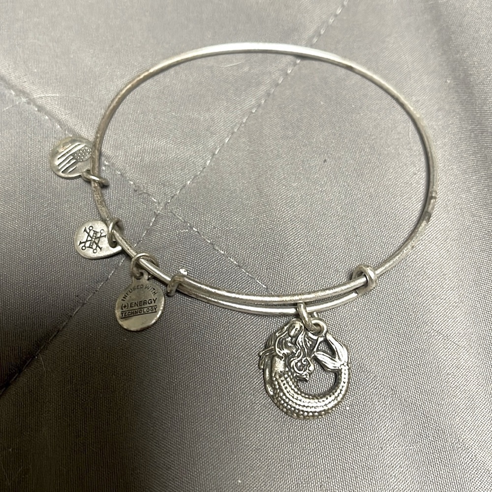 Alex and Ani 2017 Mermaid Silver Bangle Bracelet